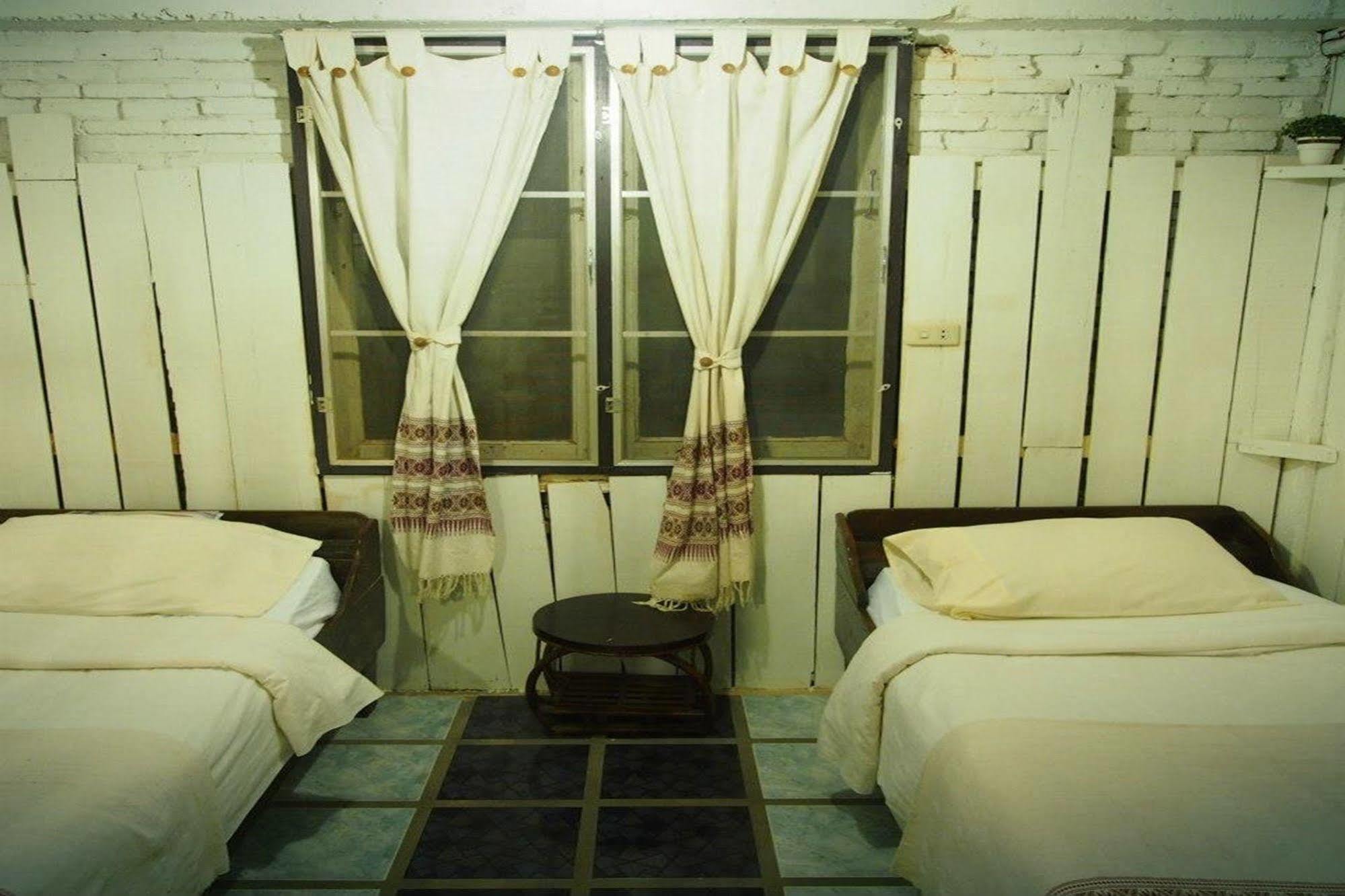 Srinual Lodge Nan Dış mekan fotoğraf