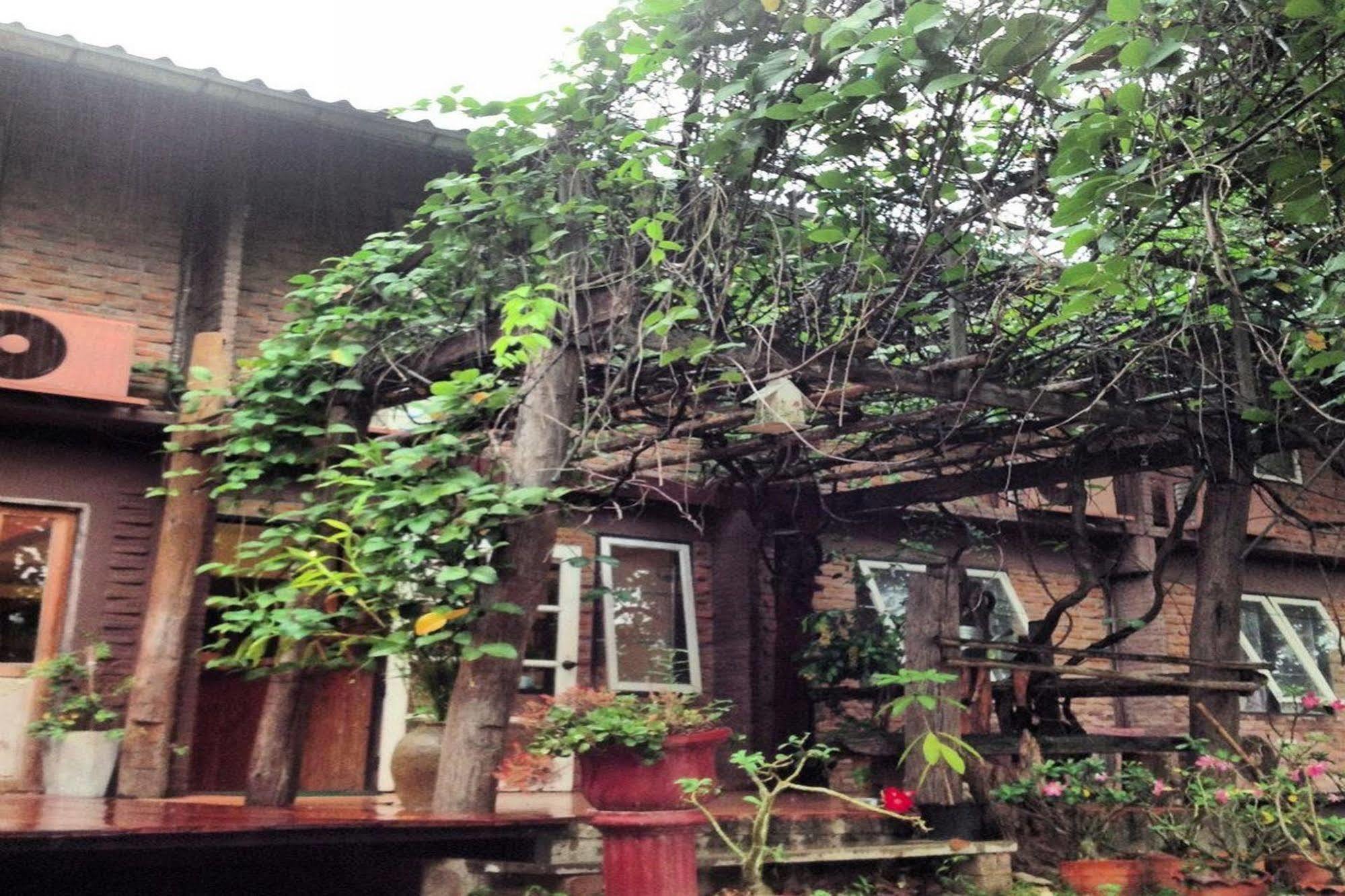 Srinual Lodge Nan Dış mekan fotoğraf
